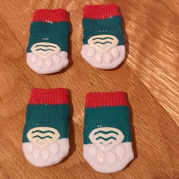 Cat Sweater And Reindeer Socks Bundle - Picture 3 of 6